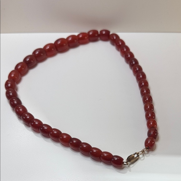 Stunning graduated Red carnelian Beaded continuous strand vintage Necklace - Picture 11 of 17